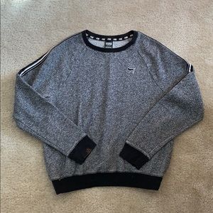 vs pink sweatshirt size s